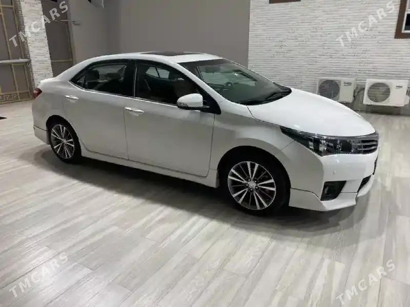 Toyota Corolla 2015 - 300 000 TMT - Акдепе - img 4
