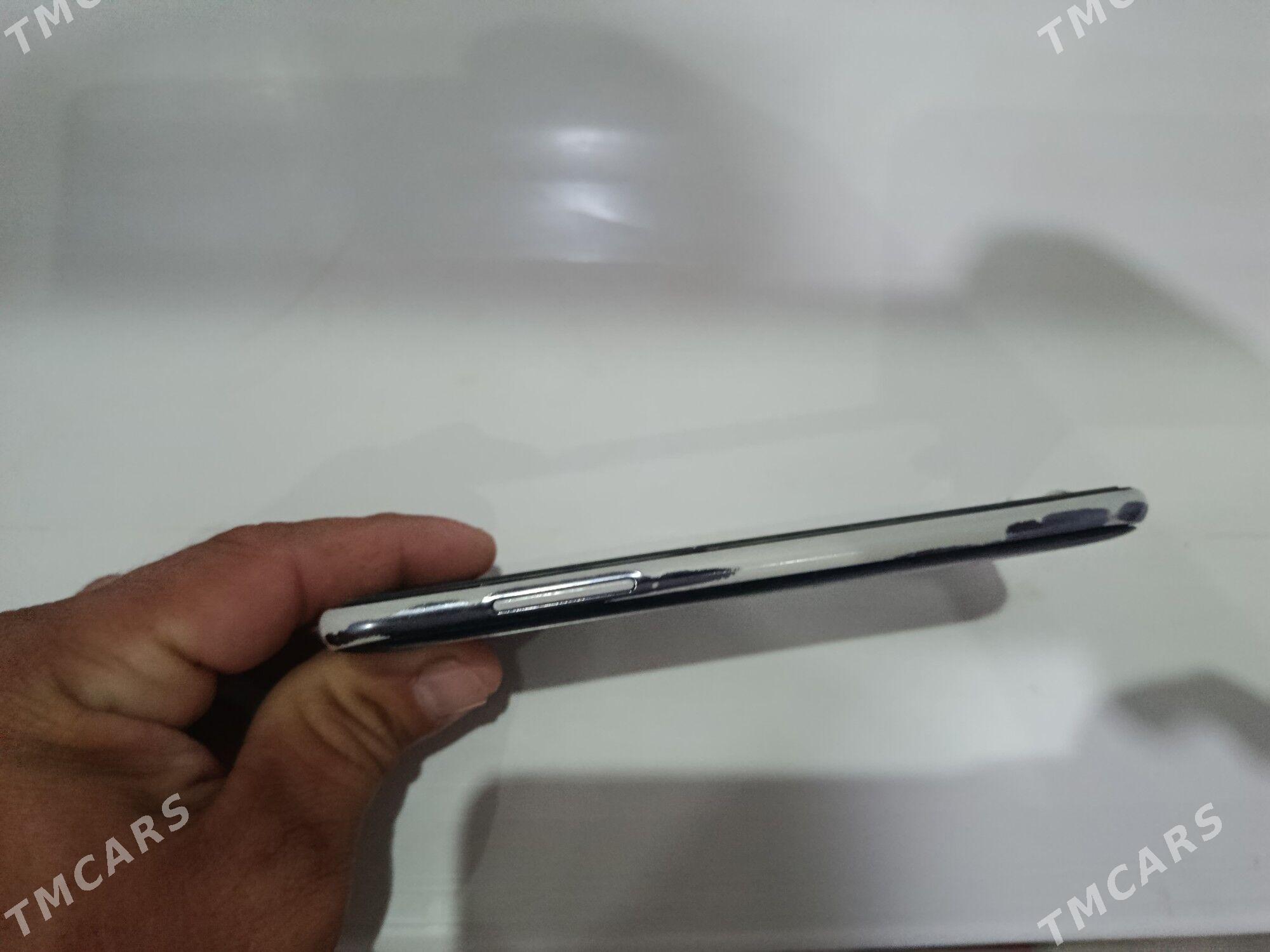 Samsung J5 - Mary - img 4