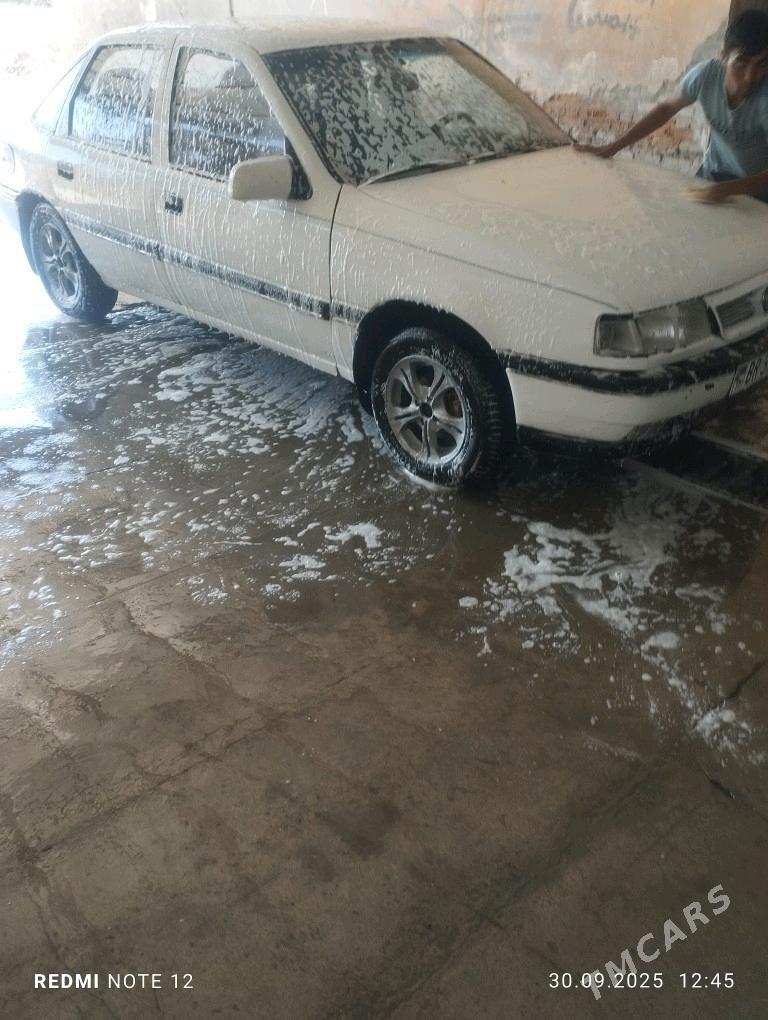 Opel Vectra 1992 - 25 000 TMT - Farap - img 2
