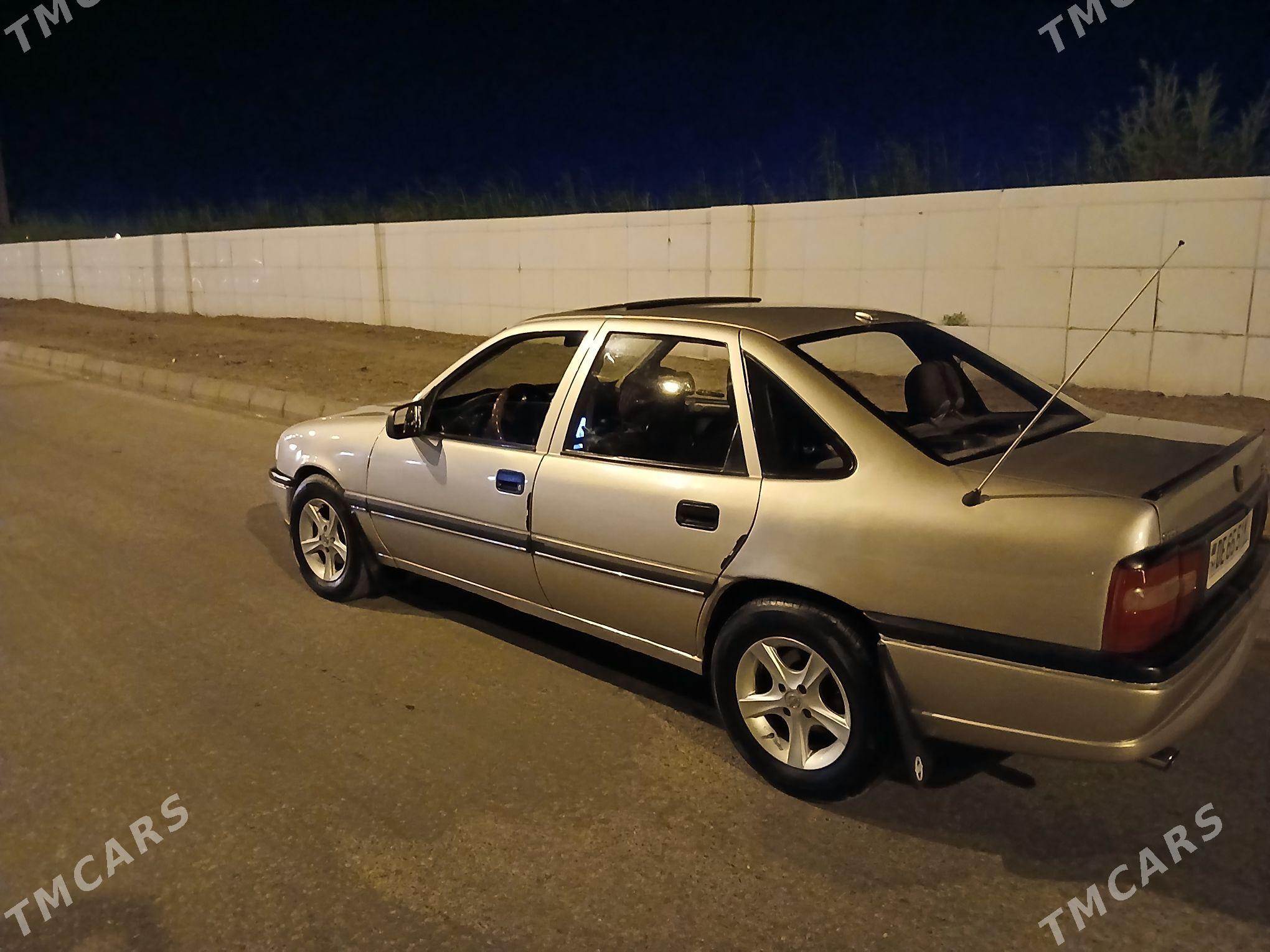 Opel Vectra 1989 - 35 000 TMT - Туркменабат - img 5