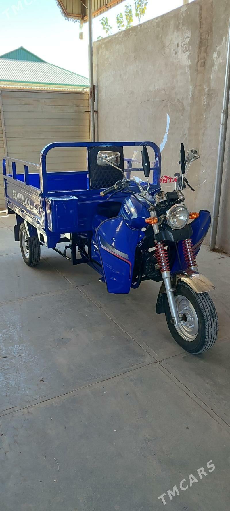 Fekon FK150-8G 2015 - 18 000 TMT - Фарап - img 3