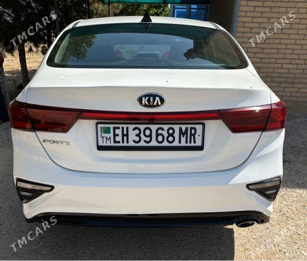 Kia Forte 2021 - 250 000 TMT - Мары - img 2