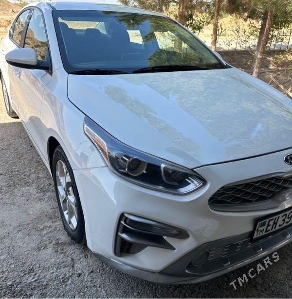 Kia Forte 2021 - 250 000 TMT - Мары - img 4