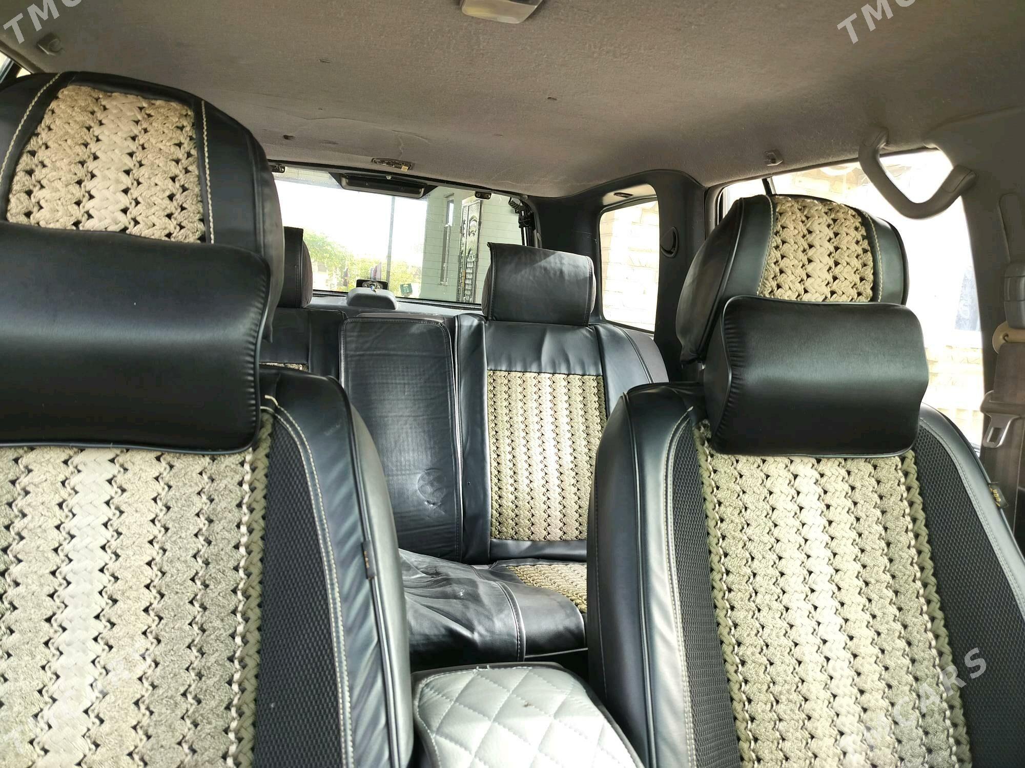 Nissan Pathfinder 2000 - 100 000 TMT - Türkmenabat - img 2