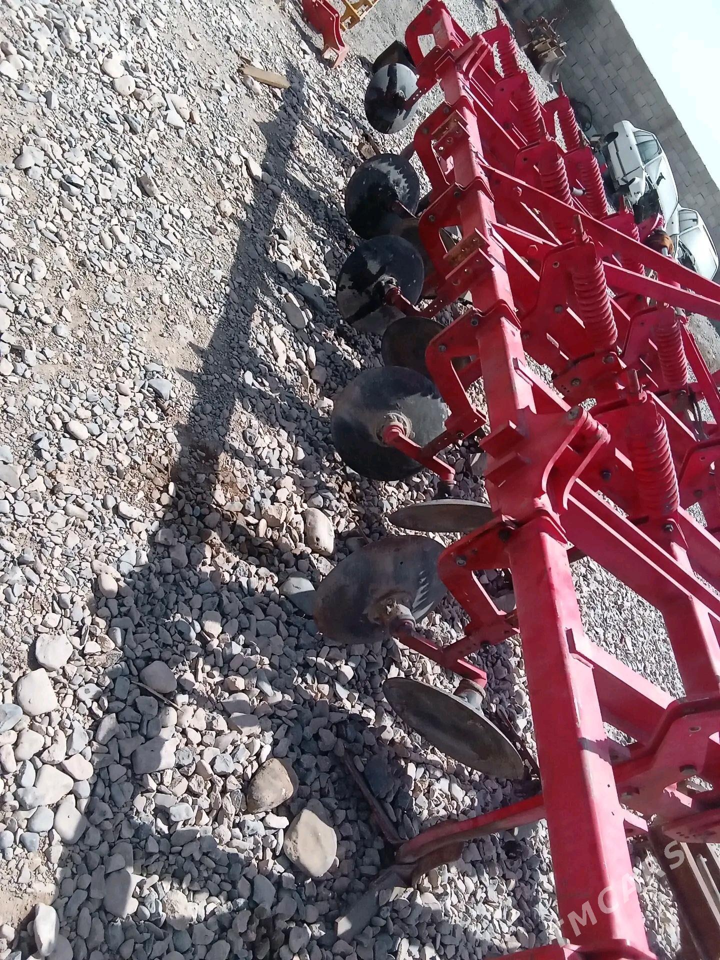 MTZ 80 2002 - 50 000 TMT - Tejen - img 1