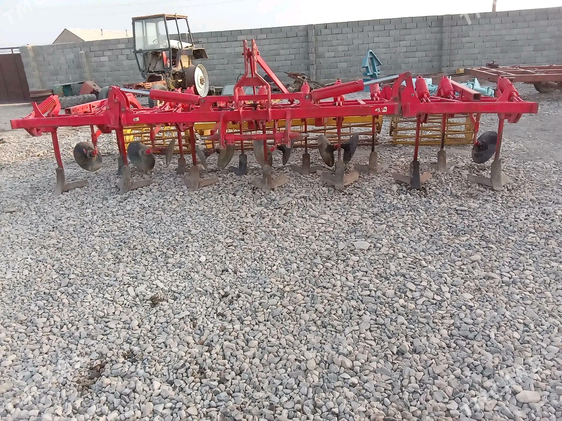 MTZ 80 2002 - 50 000 TMT - Tejen - img 2