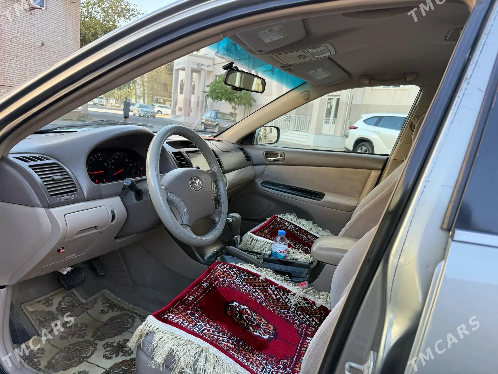 Toyota Camry 2005 - 170 000 TMT - Теджен - img 2