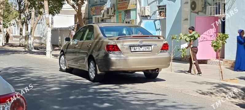Toyota Camry 2005 - 262 000 TMT - Ёлётен - img 4
