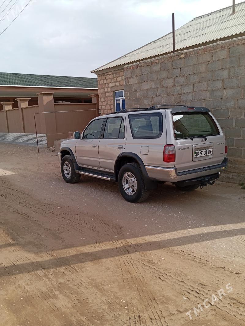 Toyota 4Runner 1998 - 157 000 TMT - Гумдаг - img 4