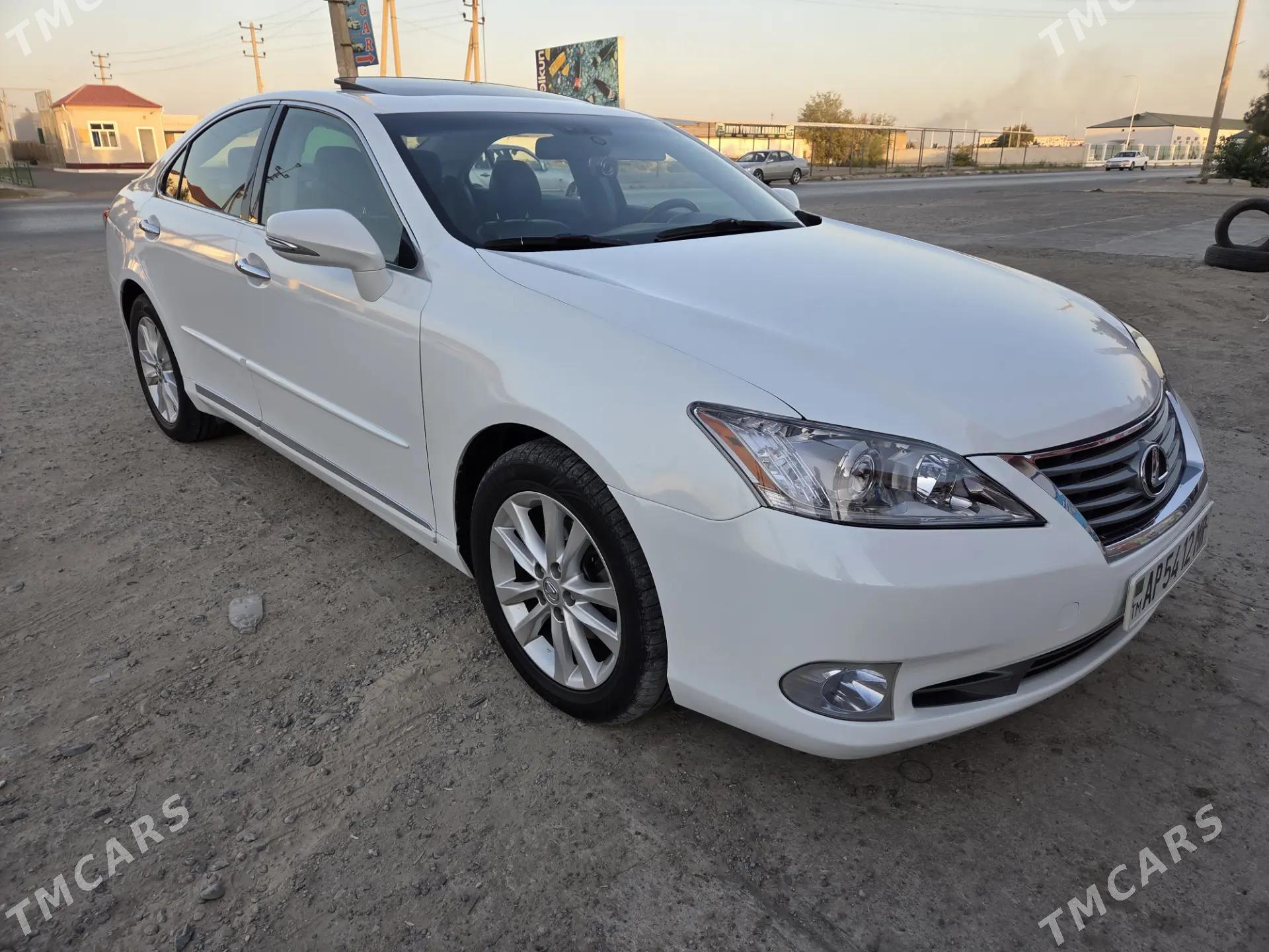 Lexus ES 350 2011 - 290 000 TMT - Мары - img 3