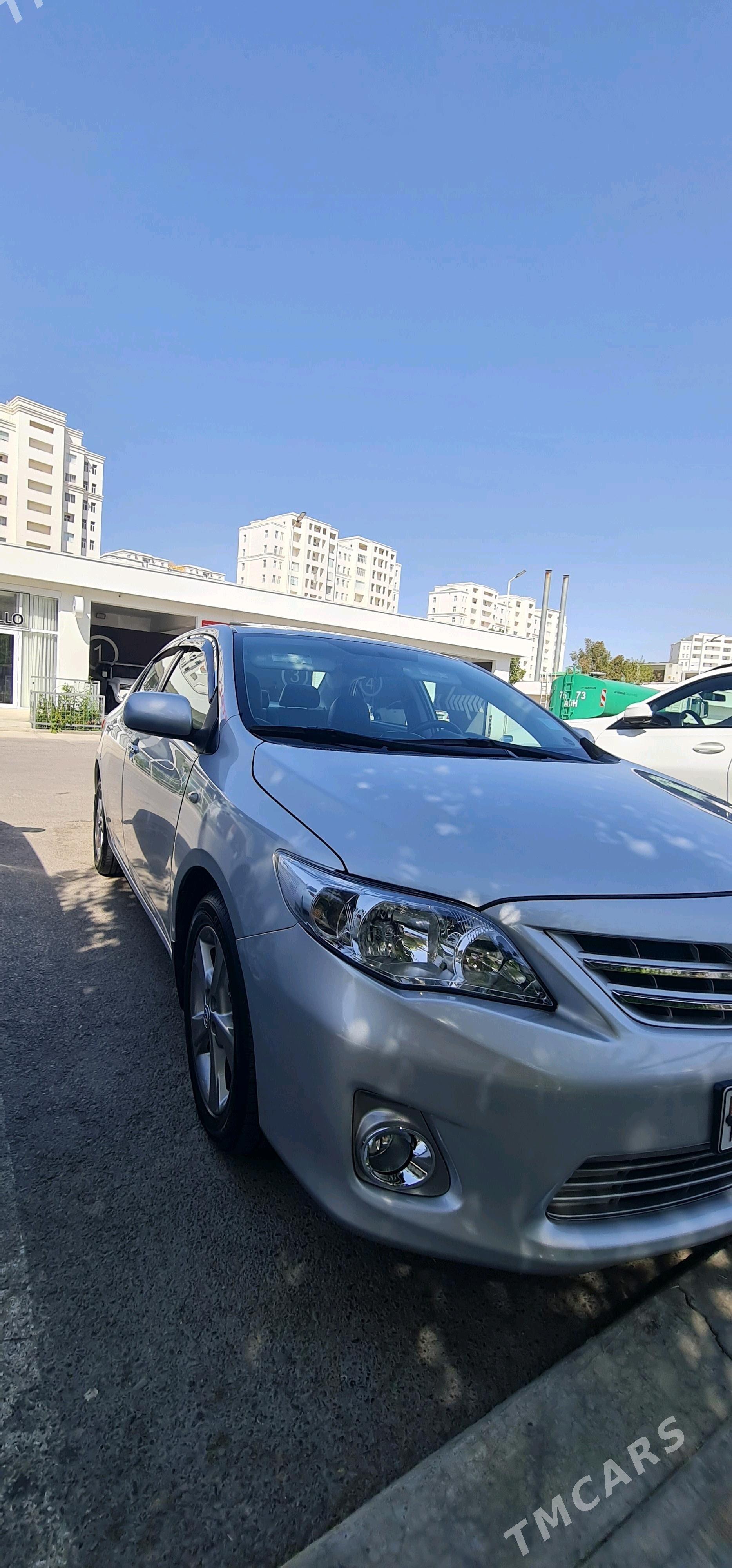 Toyota Corolla 2012 - 187 000 TMT - Кëши - img 2