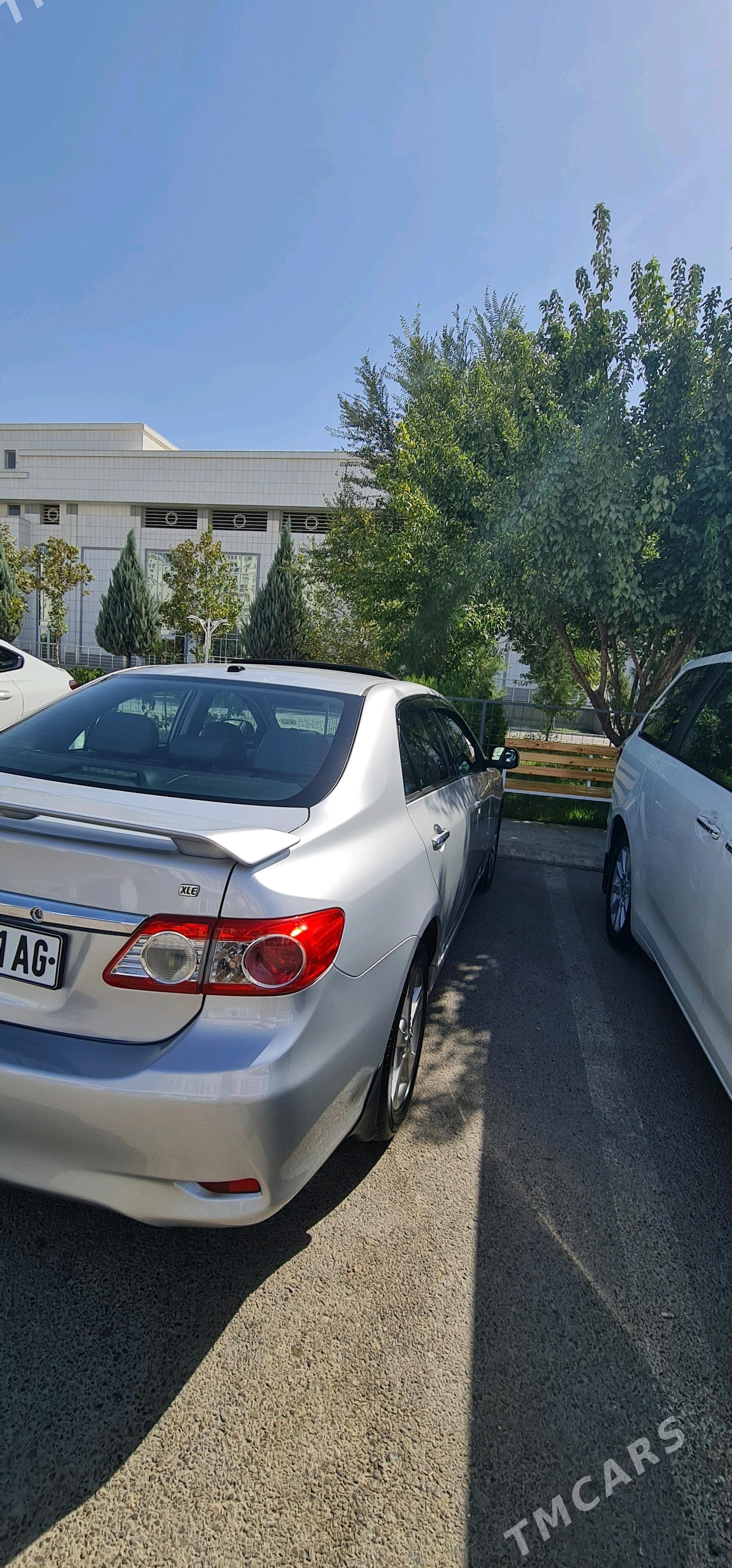 Toyota Corolla 2012 - 187 000 TMT - Кëши - img 5