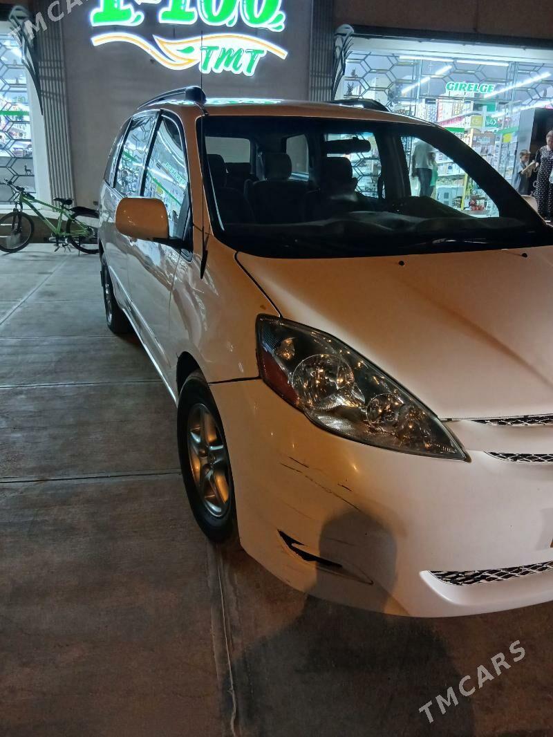Toyota Sienna 2004 - 150 000 TMT - Туркменабат - img 4