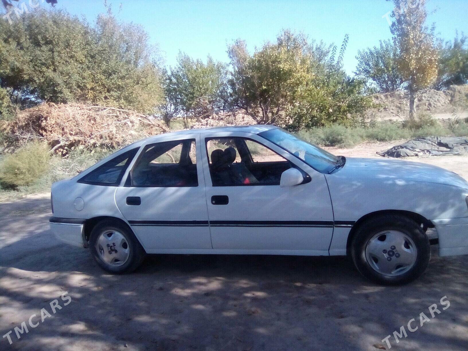 Opel Vectra 1990 - 24 000 TMT - Görogly (Tagta) - img 3