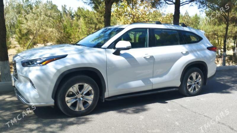 Toyota Highlander 2021 - 500 000 TMT - Мары - img 3