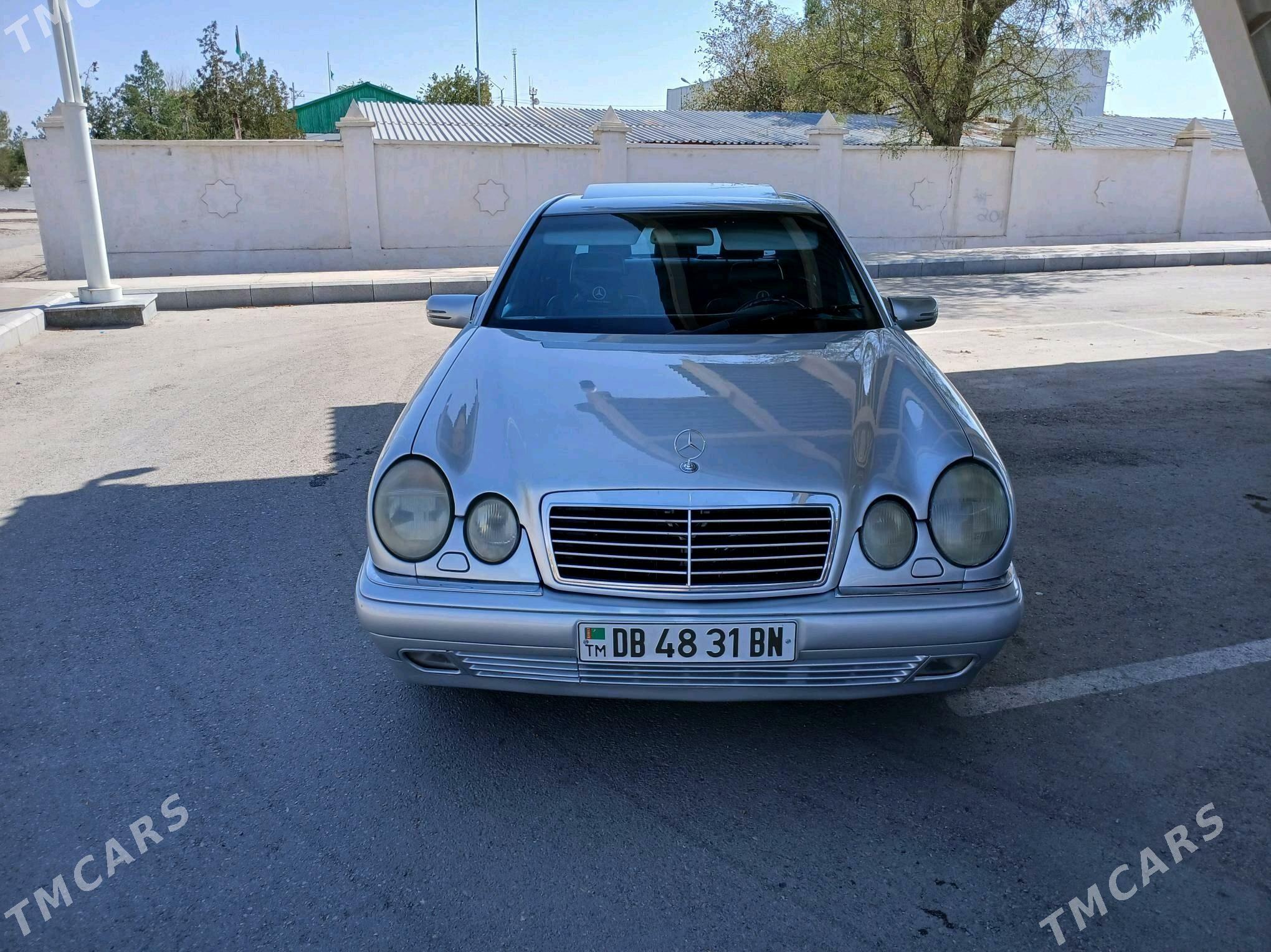 Mercedes-Benz E320 1999 - 120 000 TMT - Gumdag - img 6
