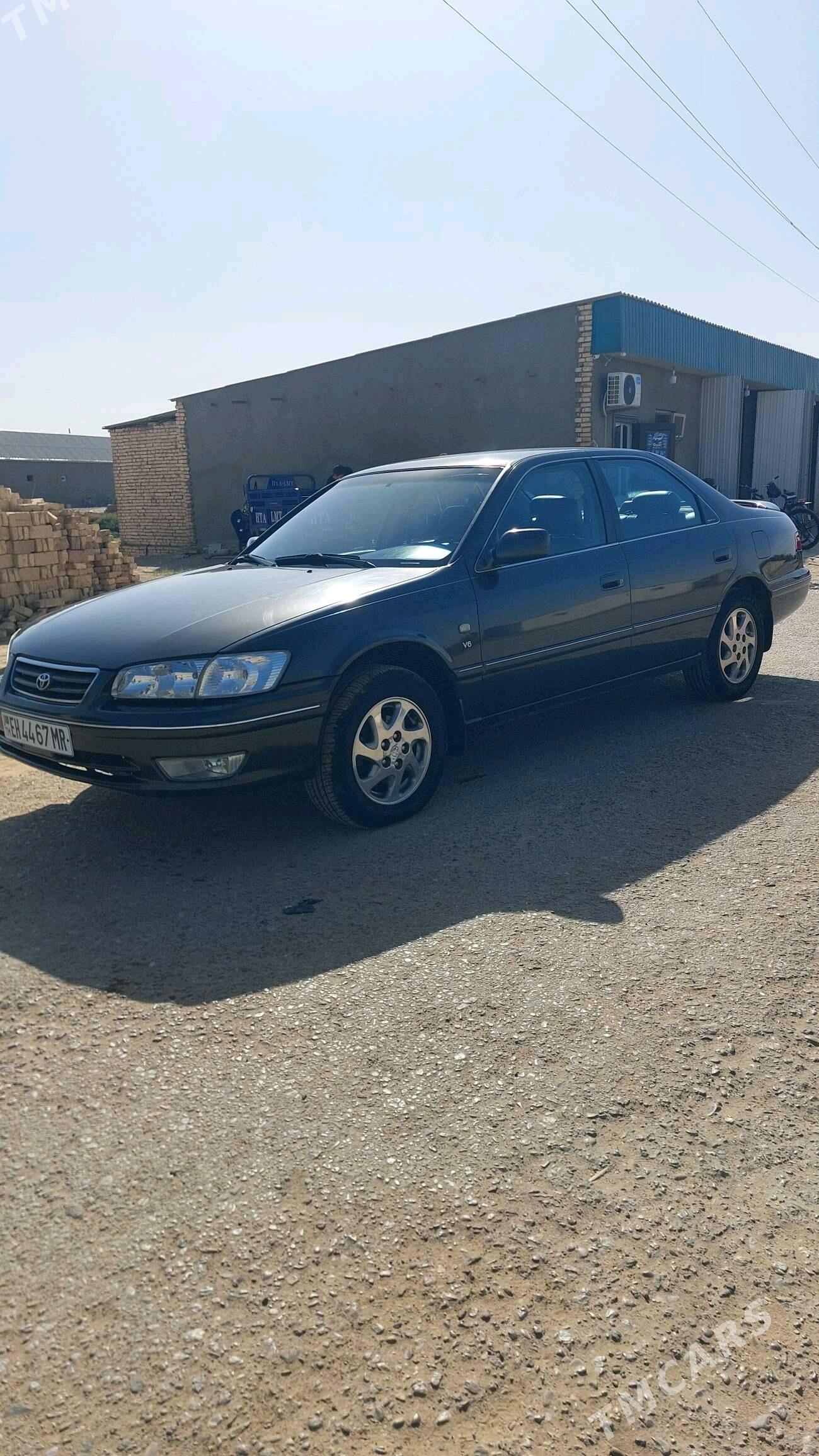 Toyota Camry 2001 - 150 000 TMT - Ýolöten - img 4