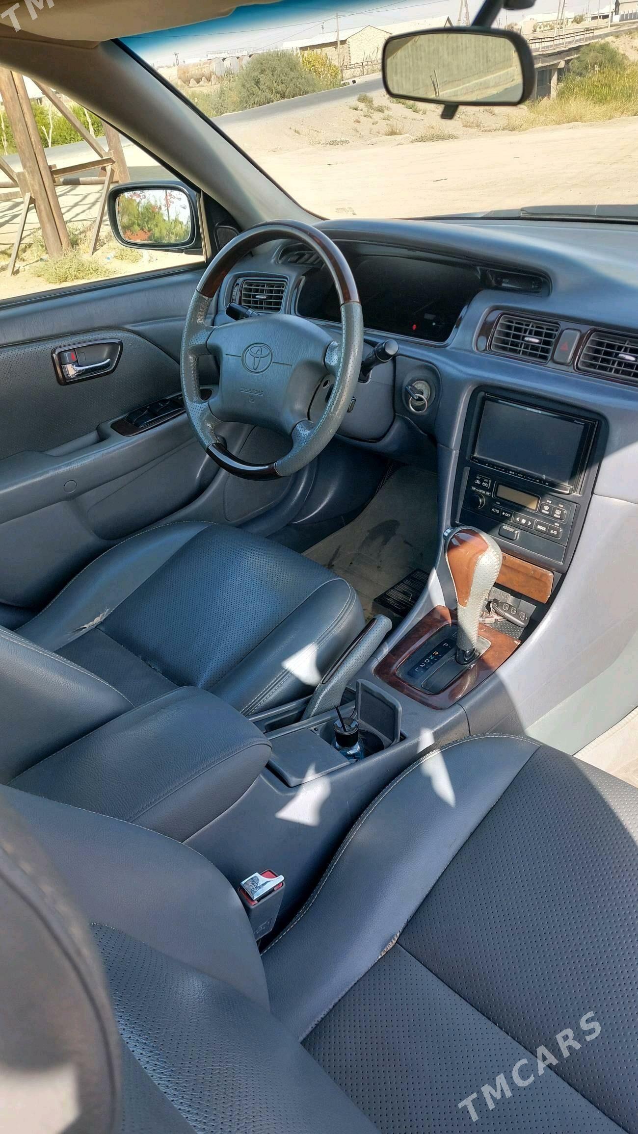 Toyota Camry 2001 - 150 000 TMT - Ýolöten - img 2