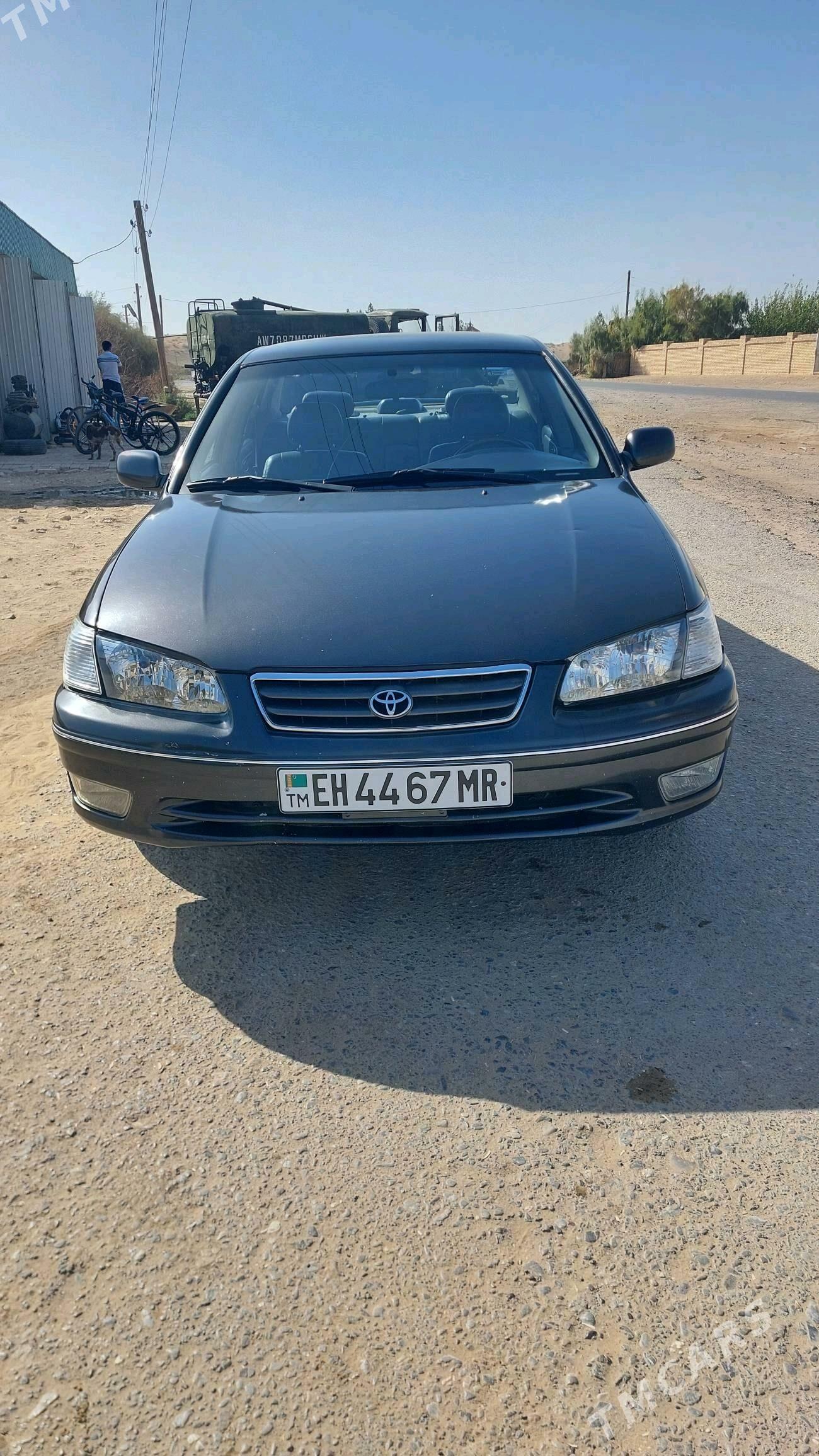 Toyota Camry 2001 - 150 000 TMT - Ýolöten - img 3