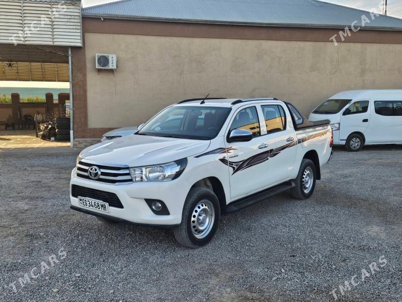 Toyota Hilux 2021 - 480 000 TMT - Мары - img 7