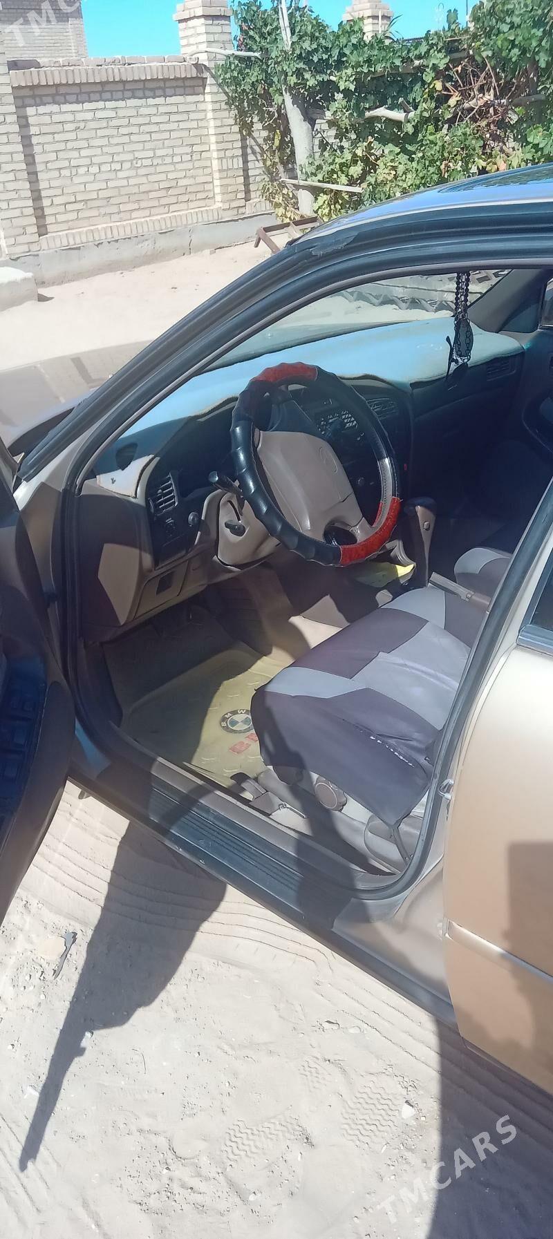 Toyota Camry 1993 - 70 000 TMT - Darganata - img 3