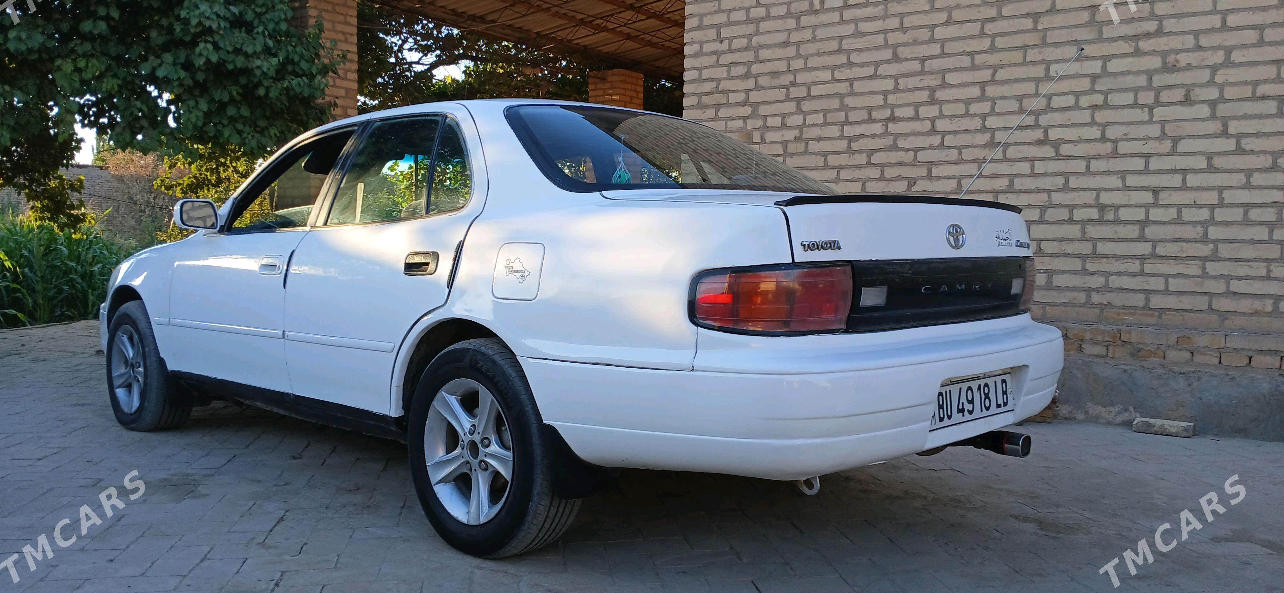 Toyota Camry 1993 - 70 000 TMT - Халач - img 2