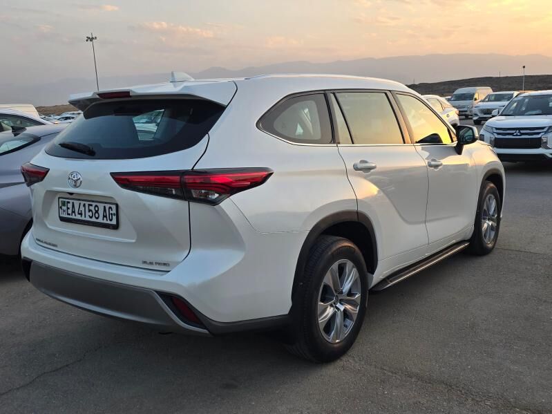 Toyota Highlander 2021 - 620 000 TMT - Ашхабад - img 8