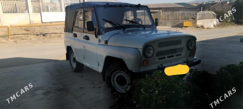 UAZ 469 2001 - 40 000 TMT - Бахарден - img 2