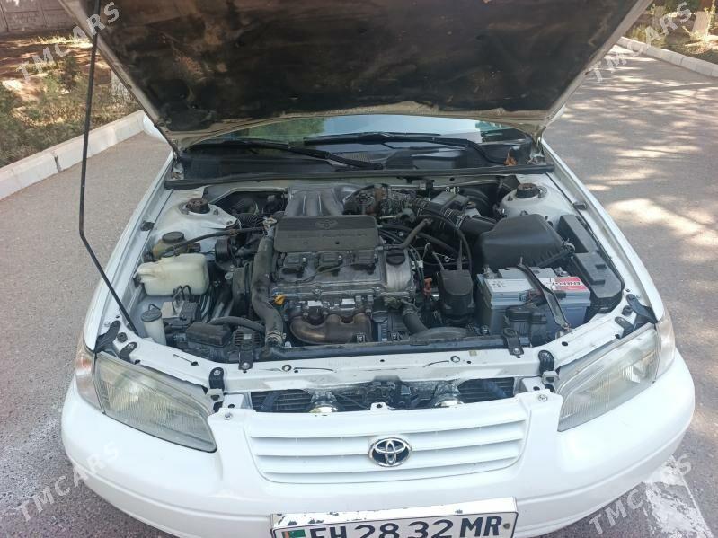 Toyota Camry 1998 - 160 000 TMT - Мары - img 4