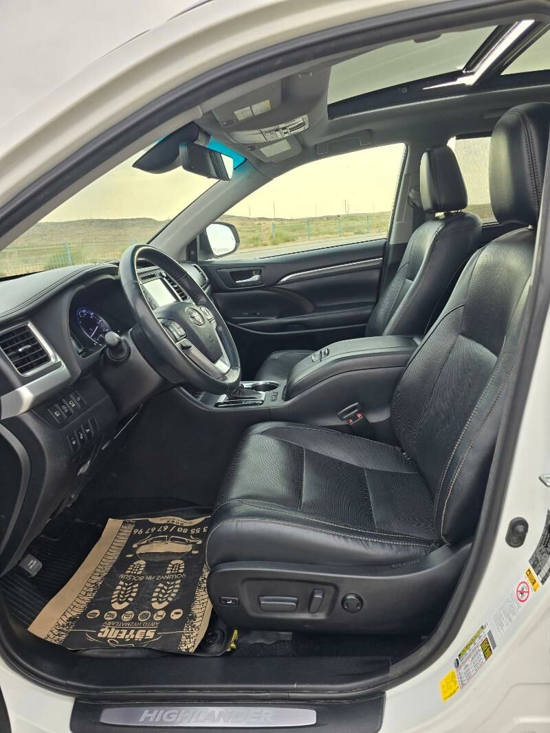 Toyota Highlander 2018 - 520 000 TMT - Aşgabat - img 4