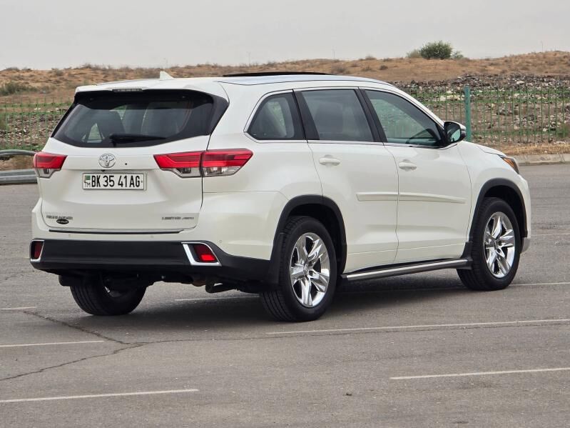 Toyota Highlander 2018 - 520 000 TMT - Aşgabat - img 5
