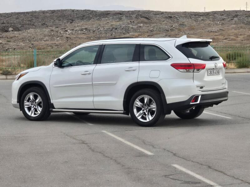 Toyota Highlander 2018 - 520 000 TMT - Aşgabat - img 7