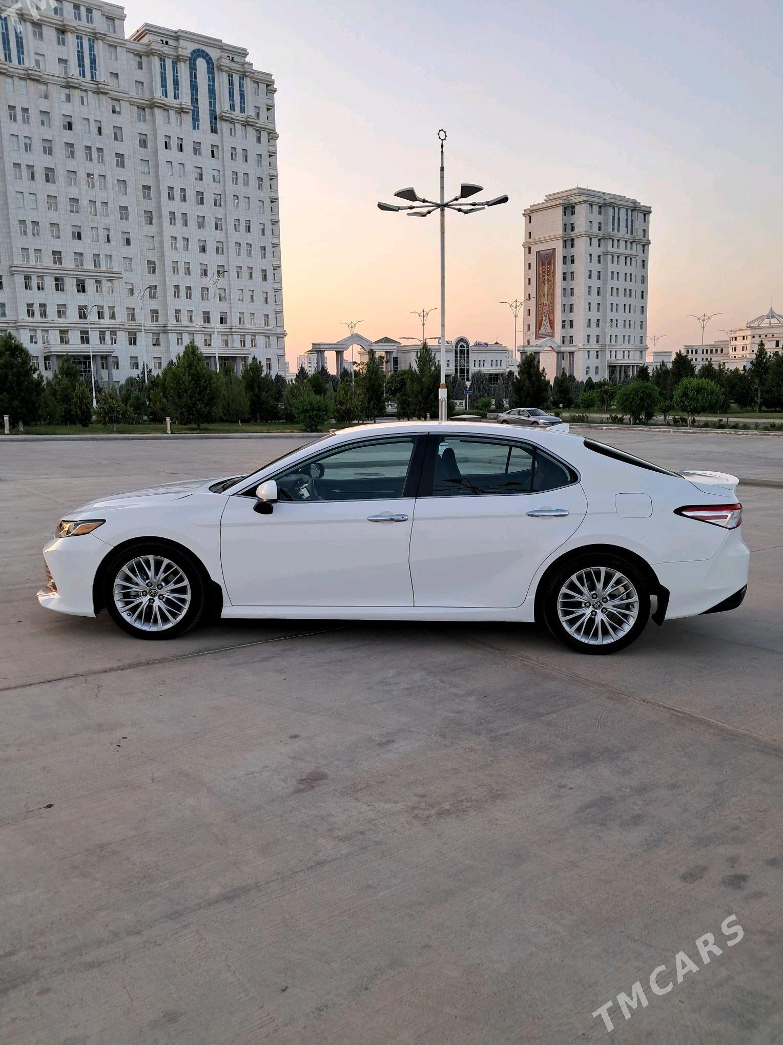 Toyota Camry 2020 - 285 000 TMT - Aşgabat - img 8