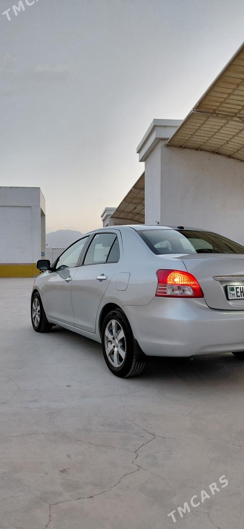 Toyota Yaris 2010 - 128 000 TMT - Aşgabat - img 6
