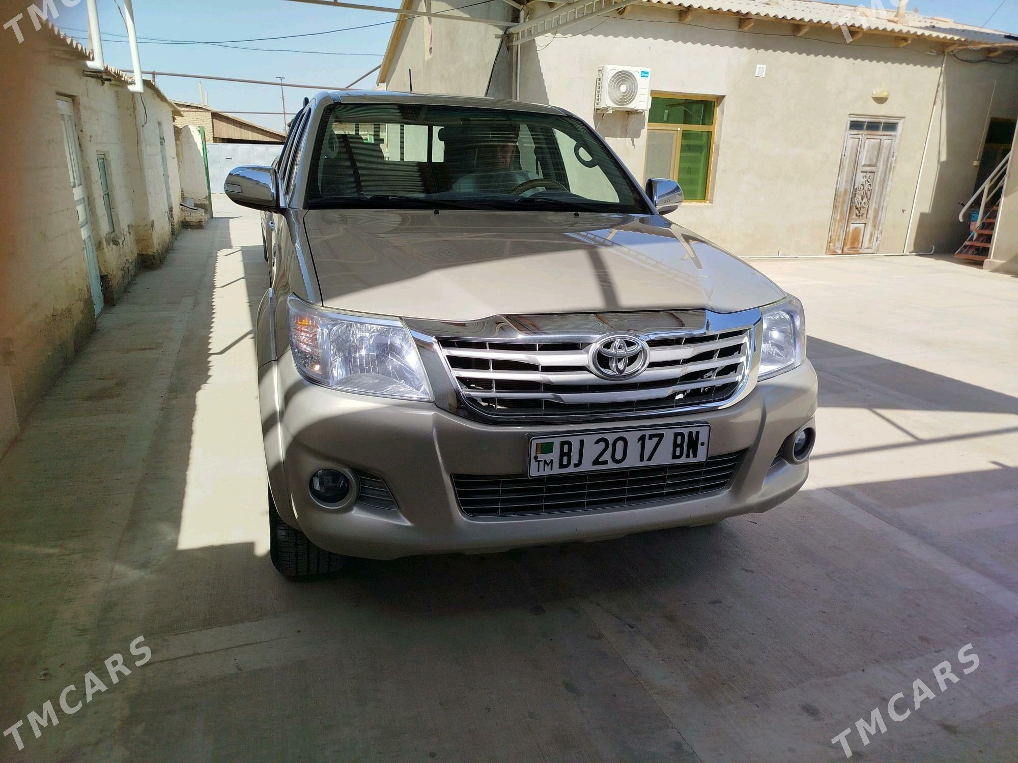 Toyota Hilux 2015 - 500 000 TMT - Bereket - img 5