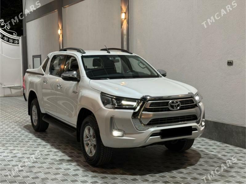 Toyota Hilux 2022 - 561 300 TMT - Ашхабад - img 1