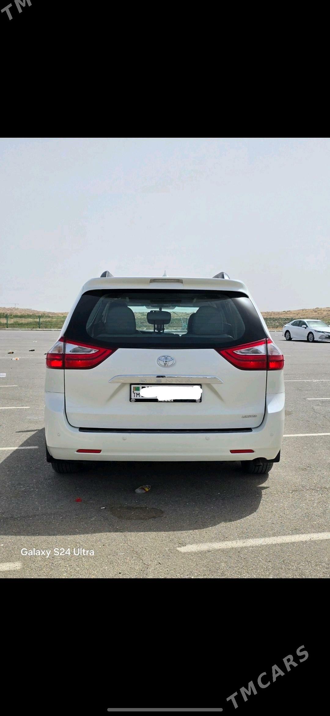 Toyota Sienna 2018 - 490 000 TMT - 9 мкр - img 4