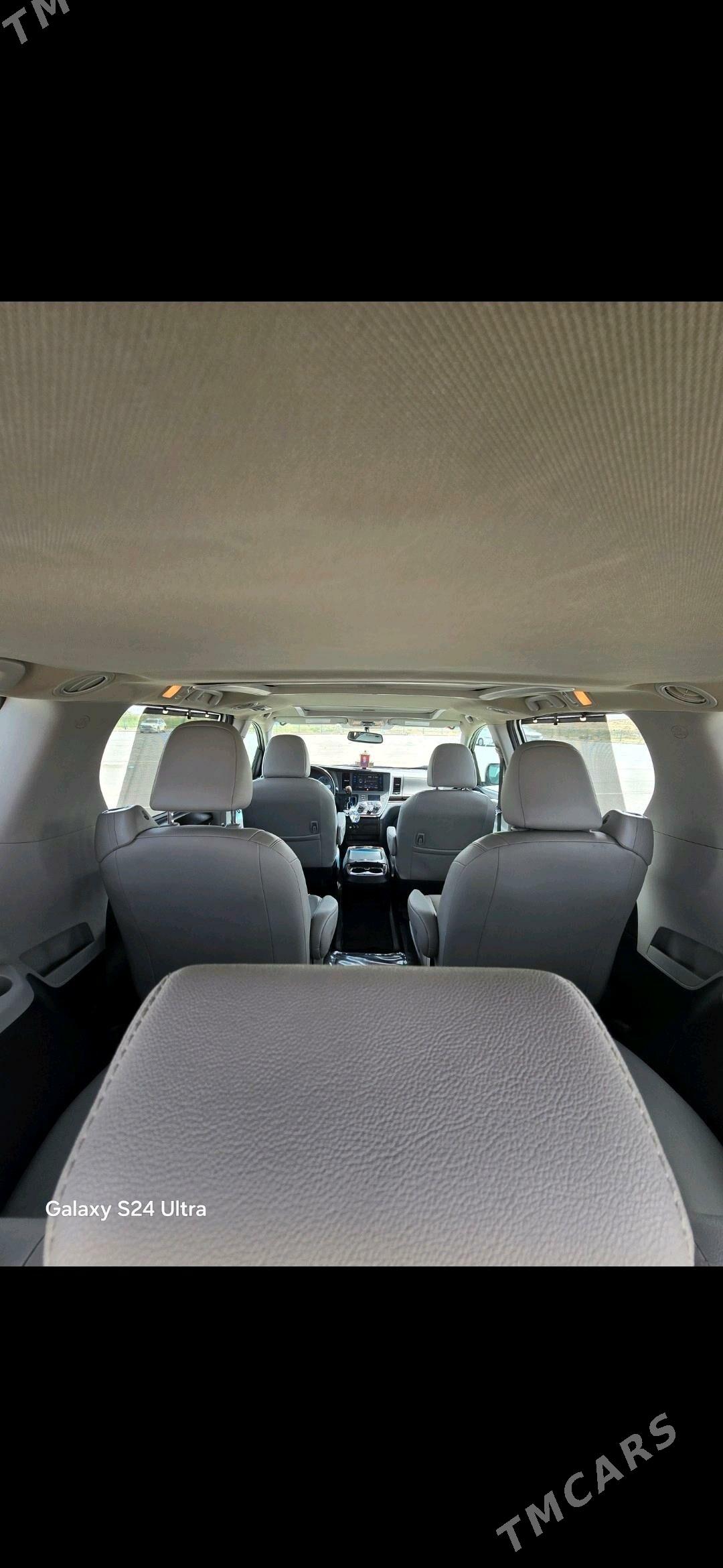 Toyota Sienna 2018 - 490 000 TMT - 9 мкр - img 7
