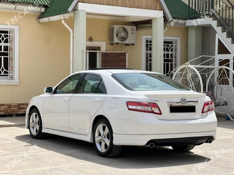 Toyota Camry 2010 - 238 000 TMT - Балканабат - img 3