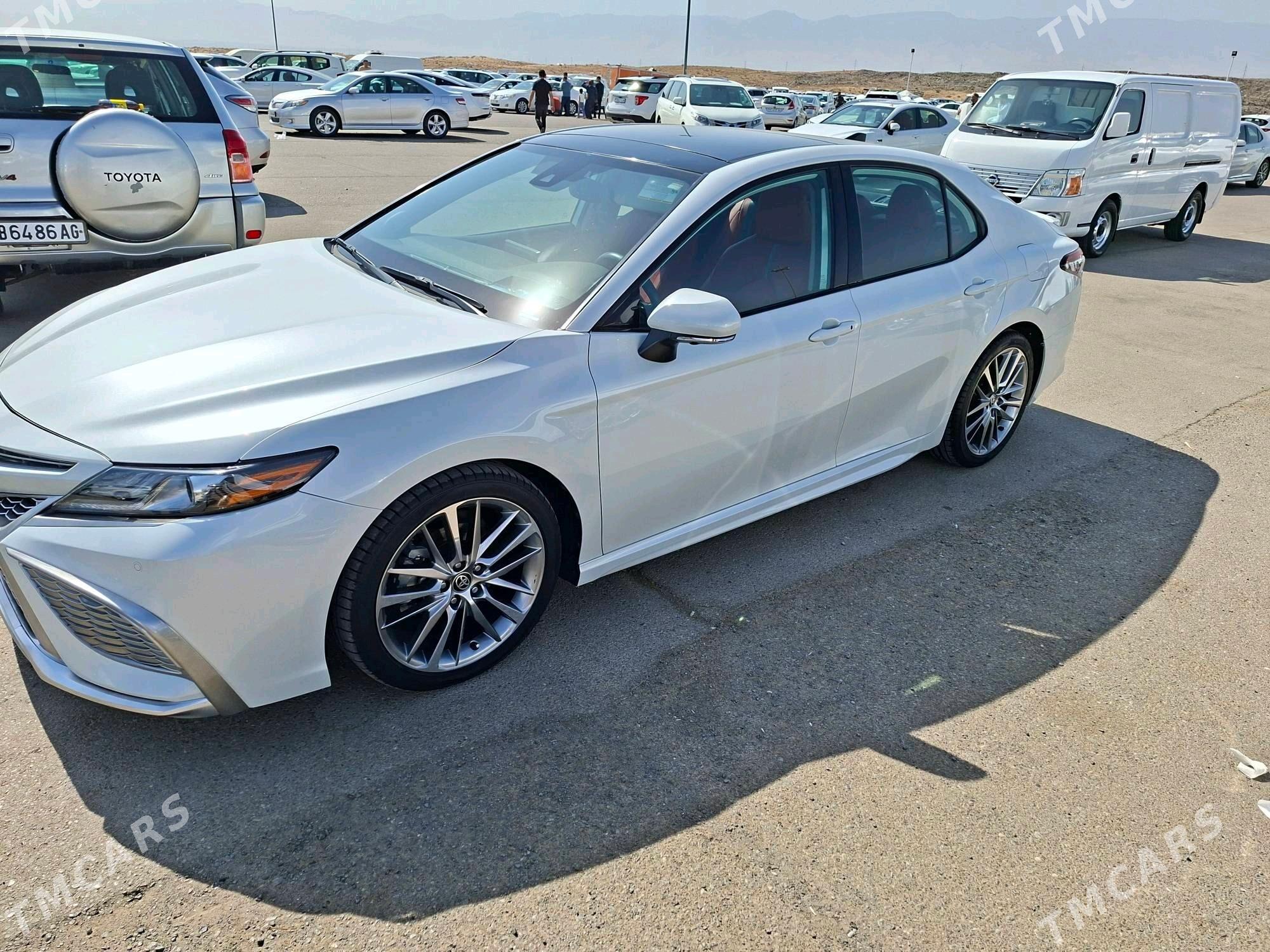 Toyota Camry 2021 - 470 000 TMT - Aşgabat - img 3