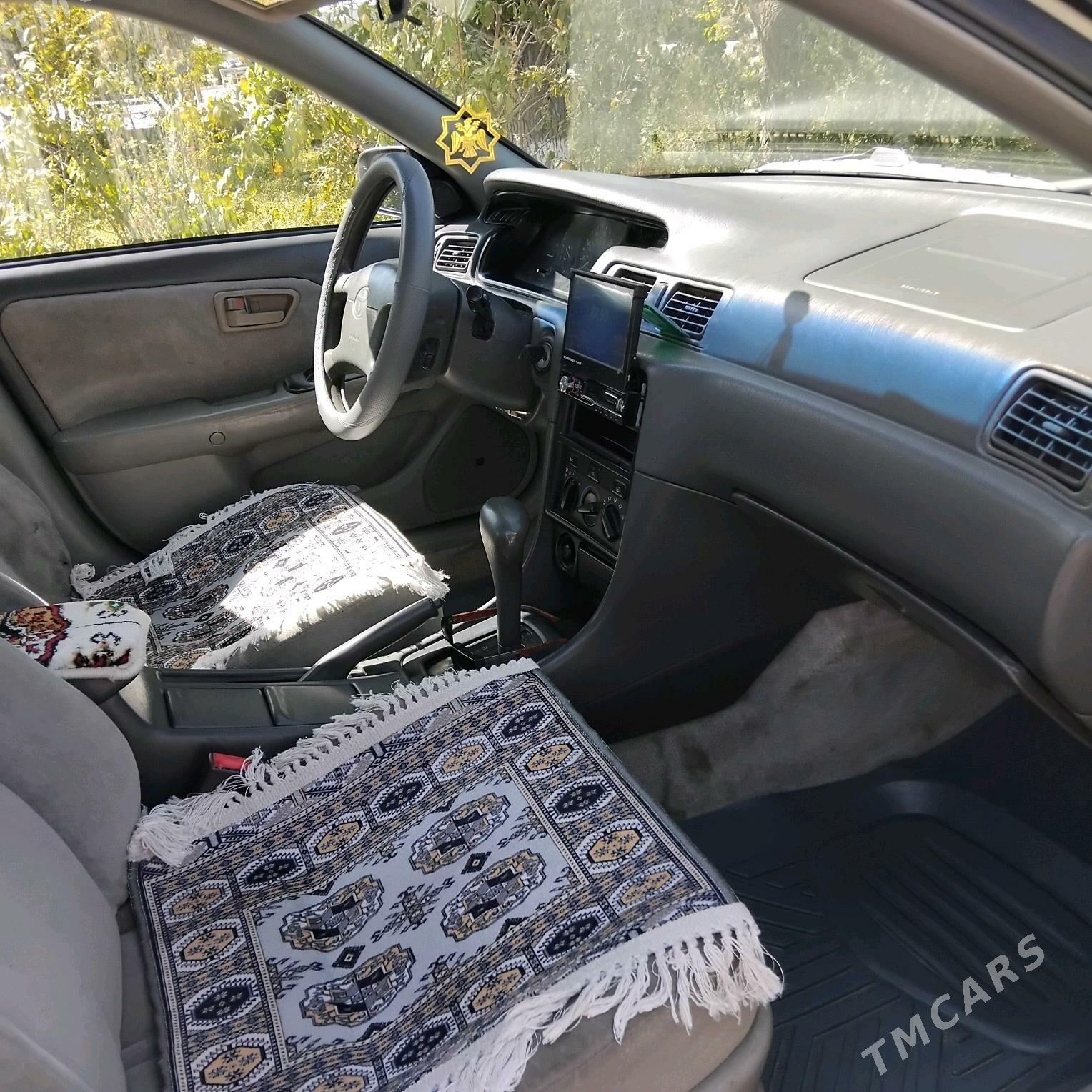 Toyota Camry 2001 - 156 000 TMT - Baýramaly - img 2