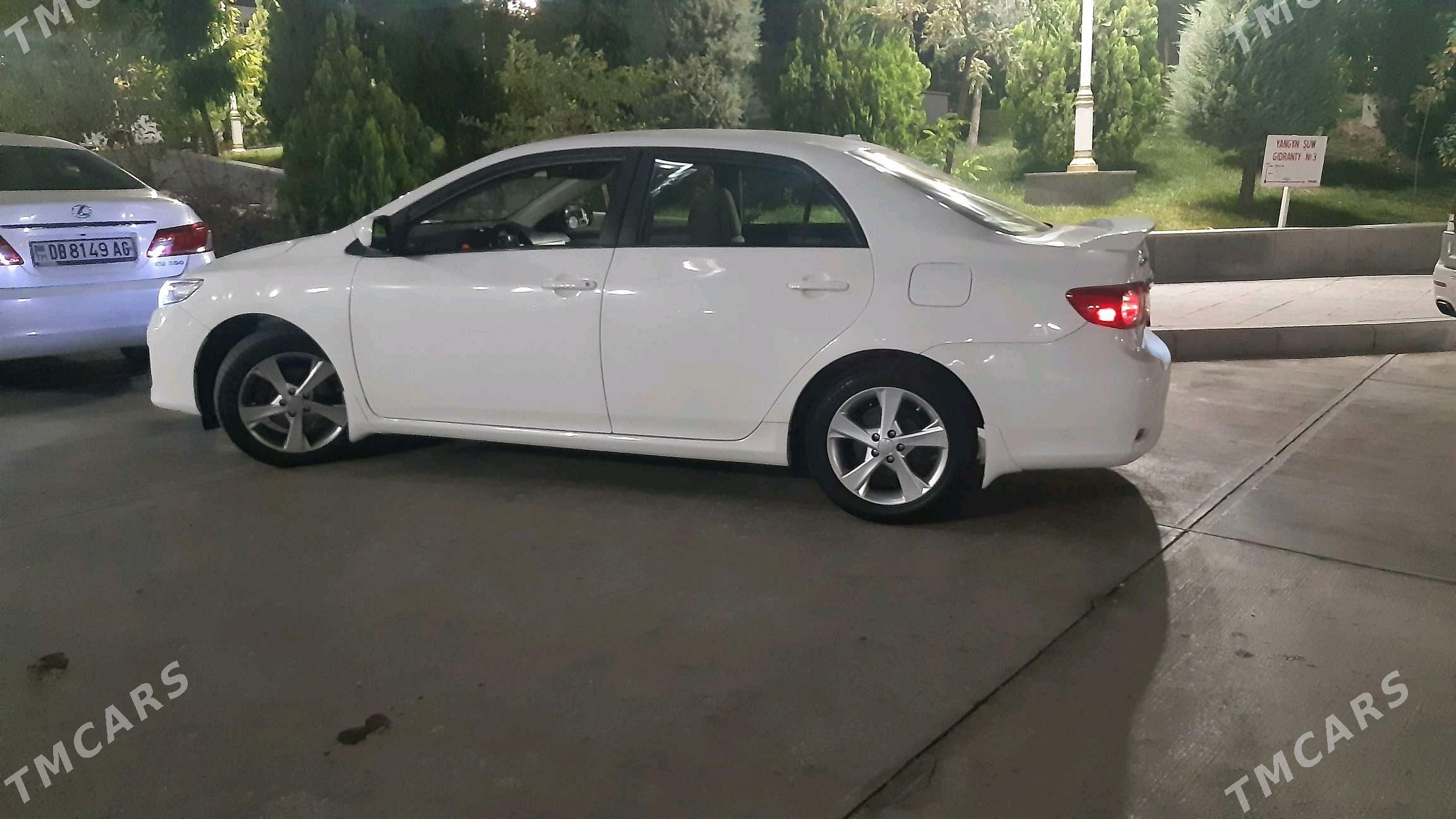 Toyota Corolla 2010 - 160 000 TMT - Ашхабад - img 2