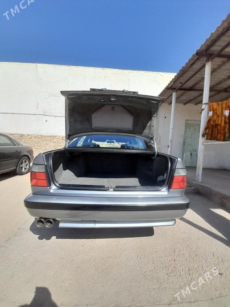 BMW 525 1993 - 68 000 TMT - Балканабат - img 8
