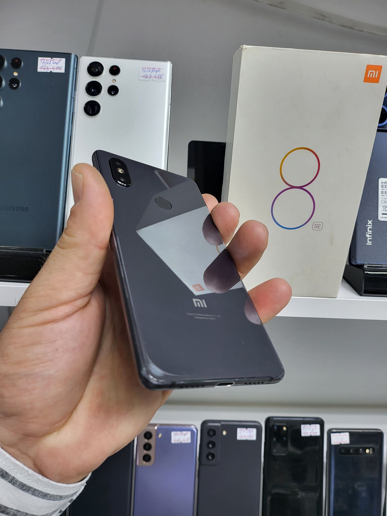 MI 8 SE 6/64 GB MI GLOBAL - Торговый центр "15 лет Независимости" - img 2