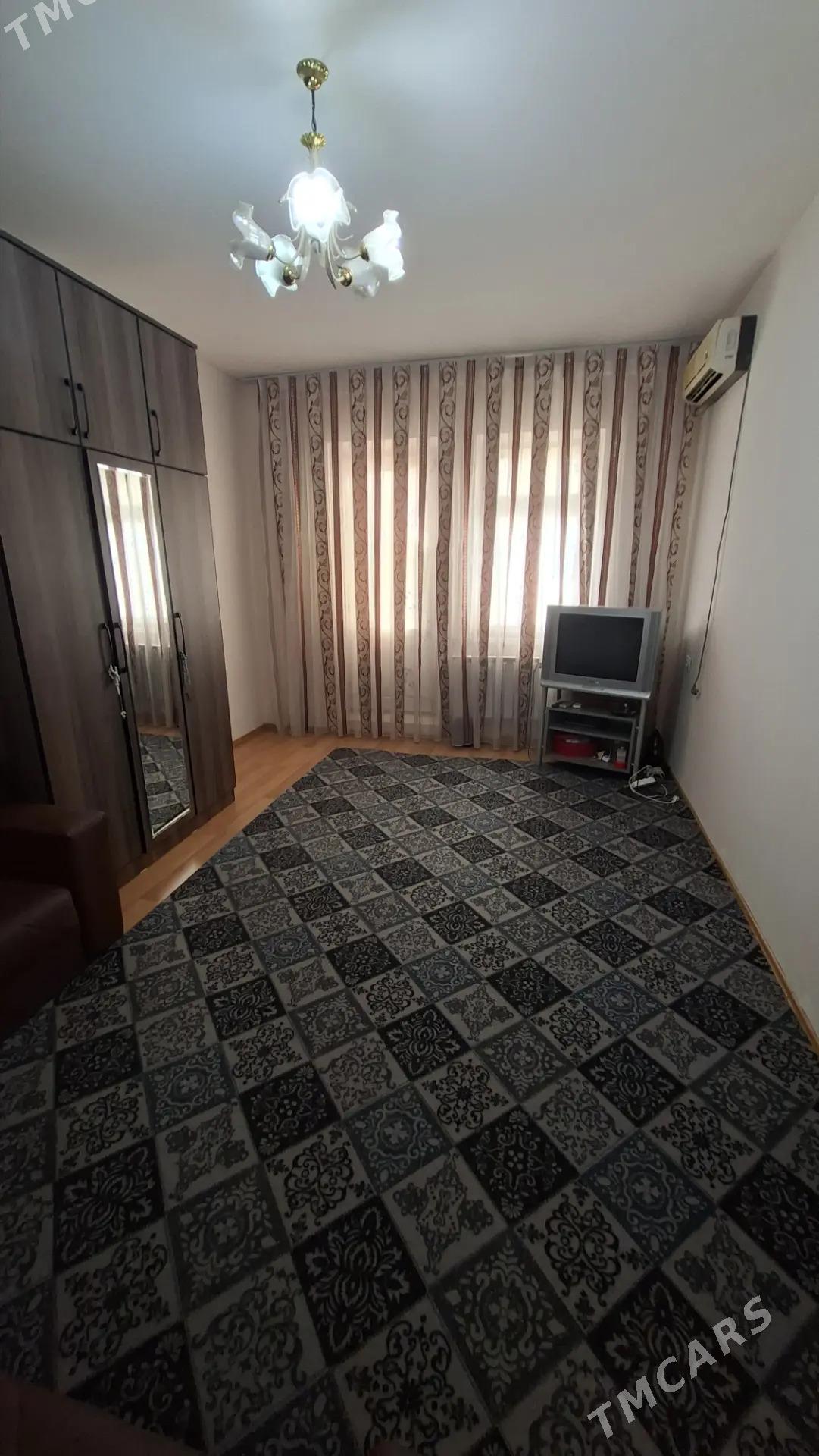 мир 7/2 1 этаж 2 комнаты - Parahat 7 - img 6