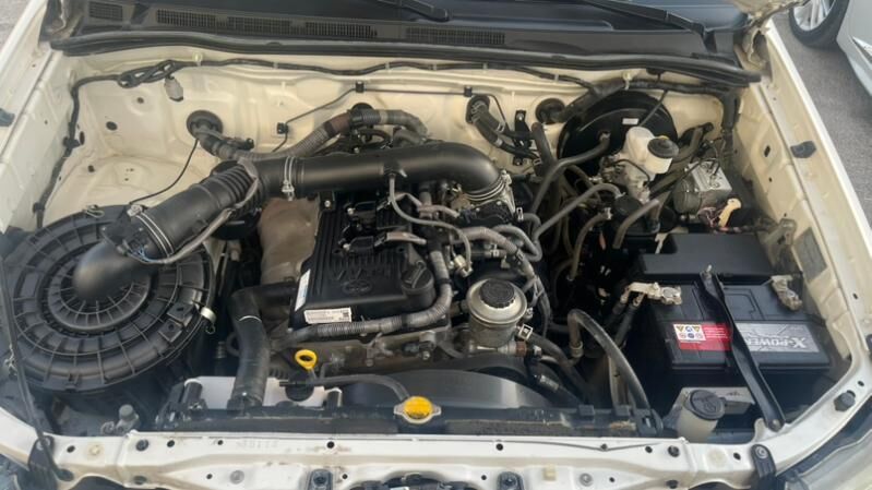 Toyota Hilux 2013 - 380 000 TMT - Aşgabat - img 6