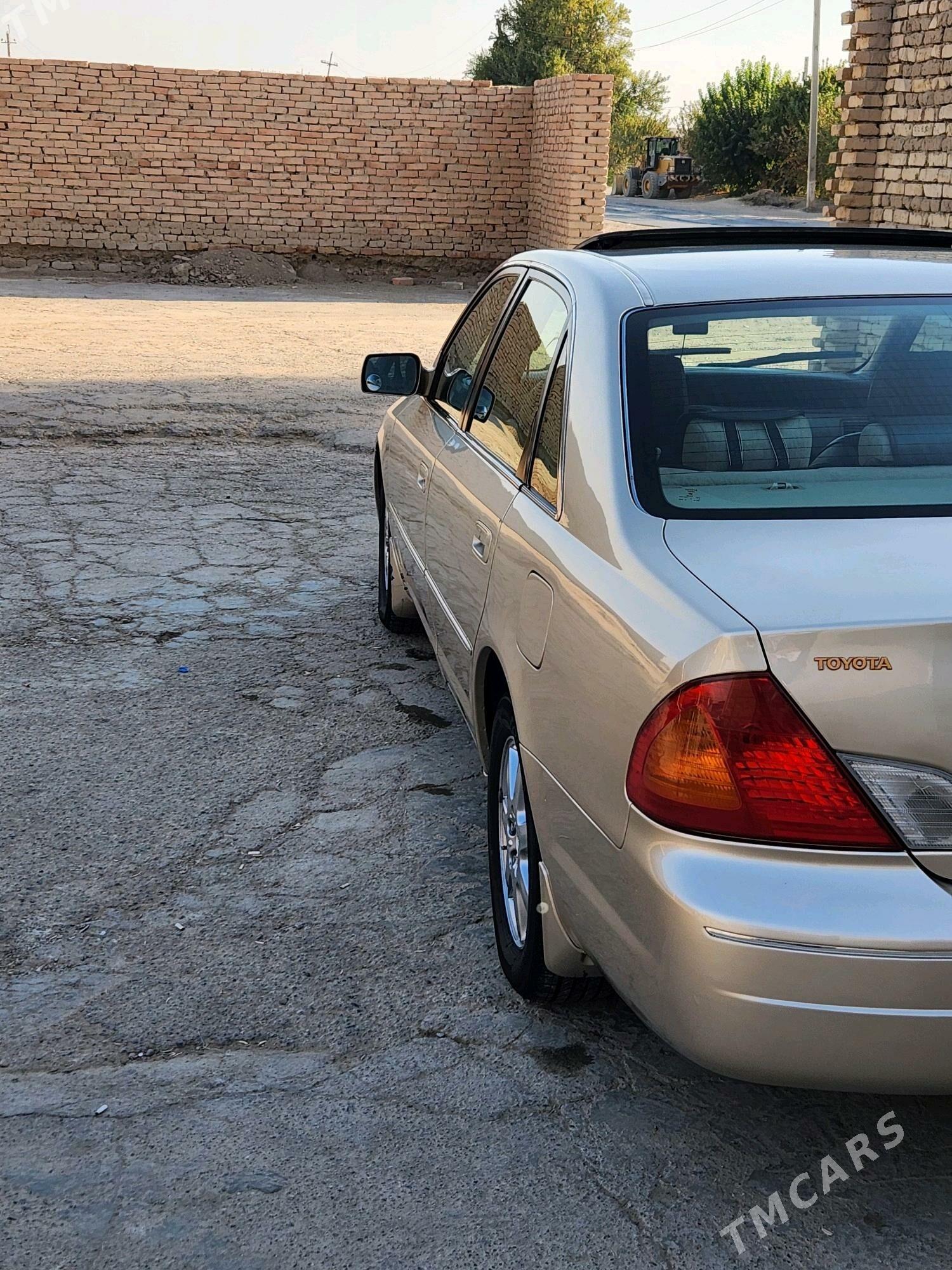Toyota Avalon 2001 - 190 000 TMT - Туркменгала - img 9