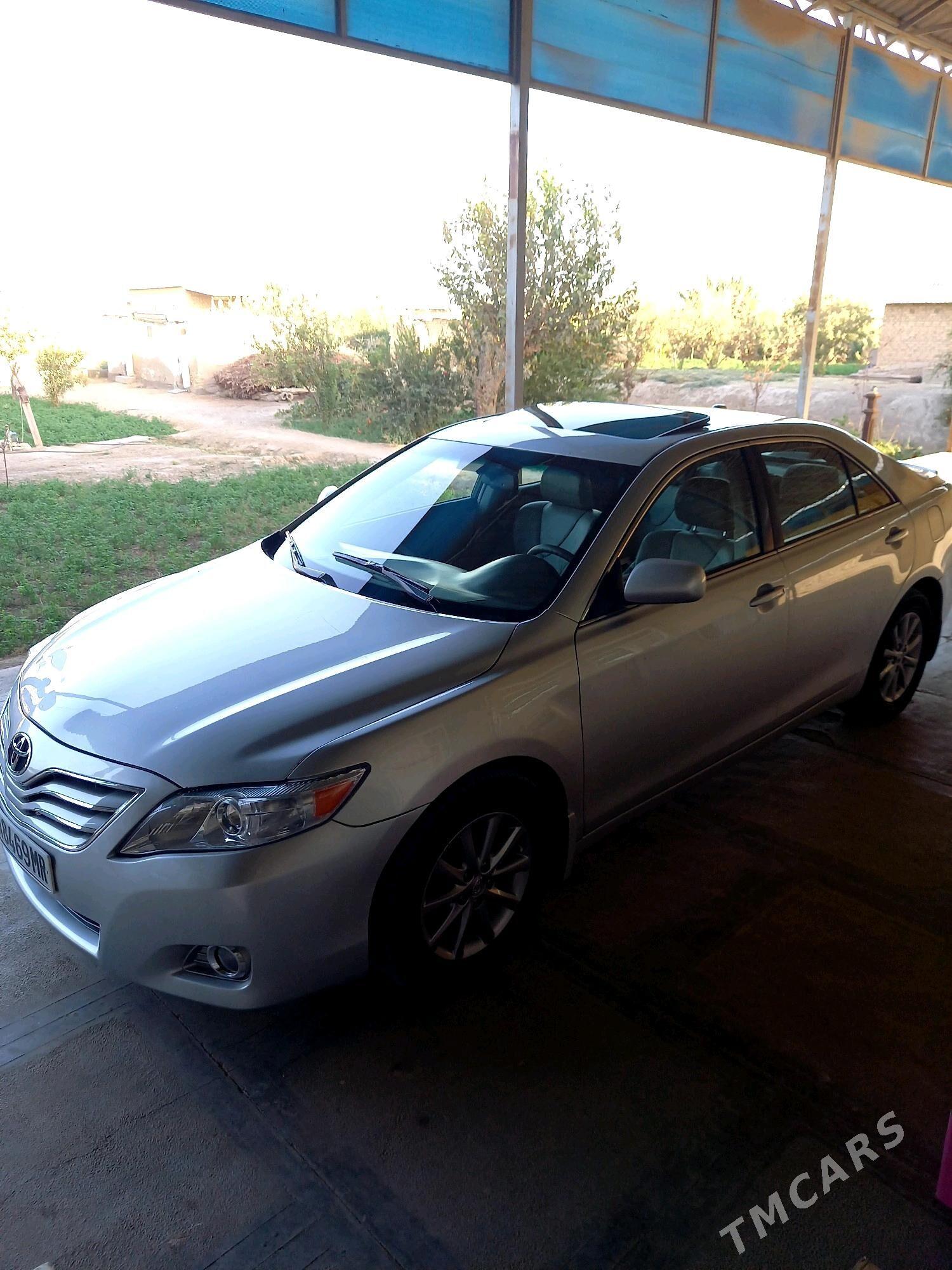 Toyota Camry 2011 - 190 000 TMT - Байрамали - img 3