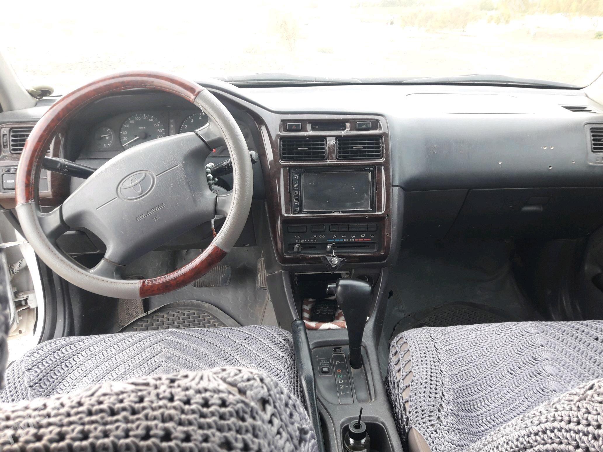 Toyota Corona 1999 - 90 000 TMT - Кёнеургенч - img 4