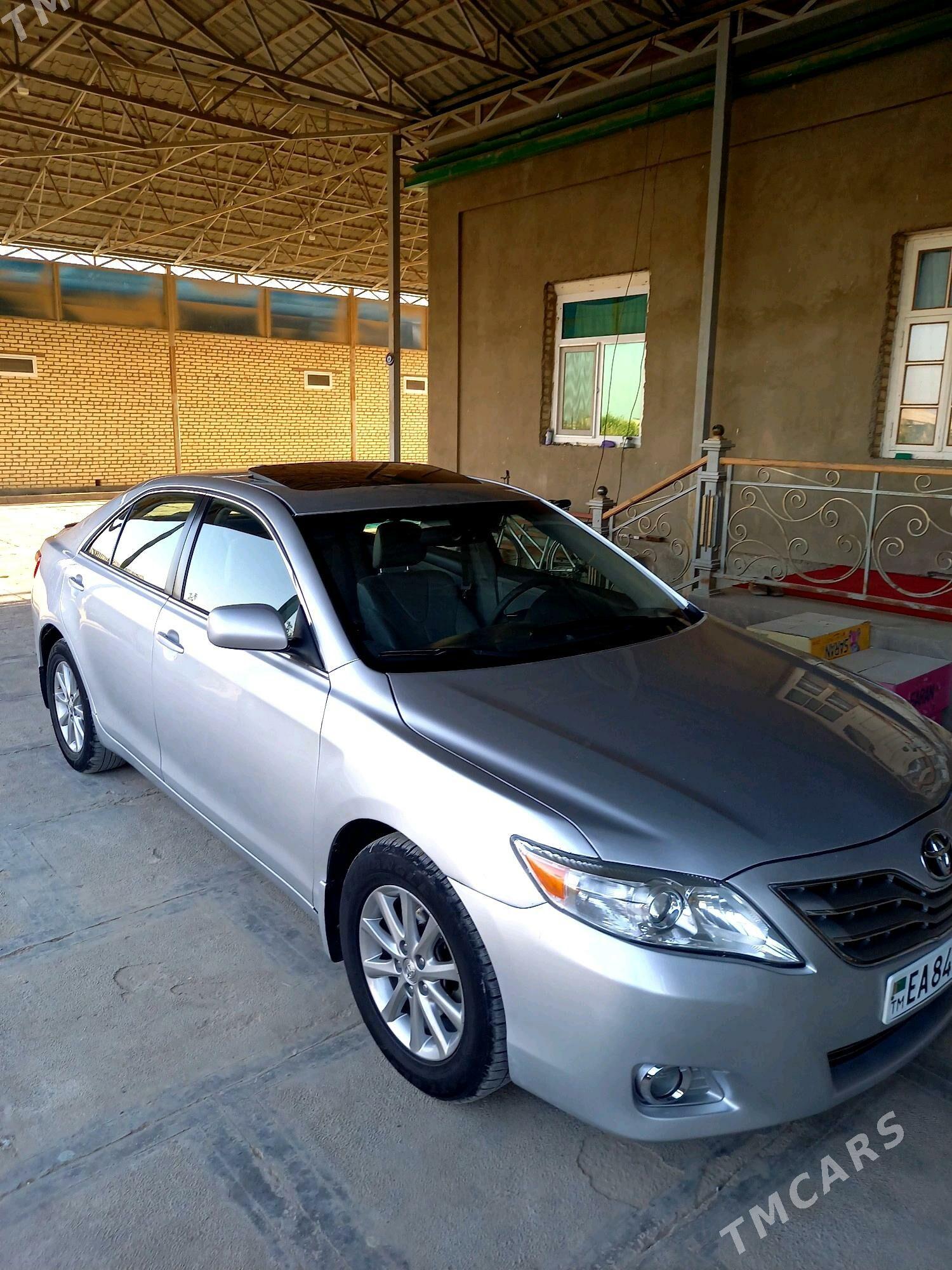 Toyota Camry 2011 - 190 000 TMT - Байрамали - img 5